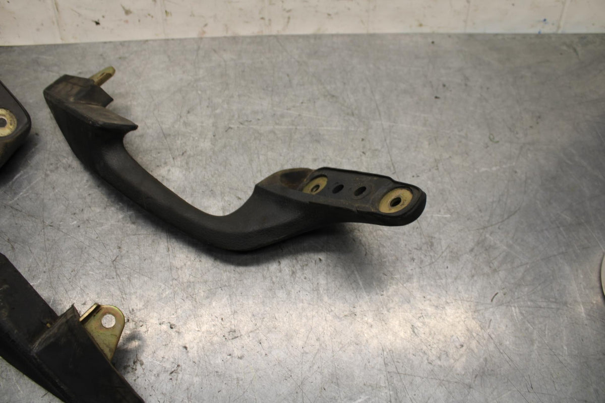 2001 Honda ST1100 PASSENGER REAR SEAT GRAB BAR HANDLE SET BB77