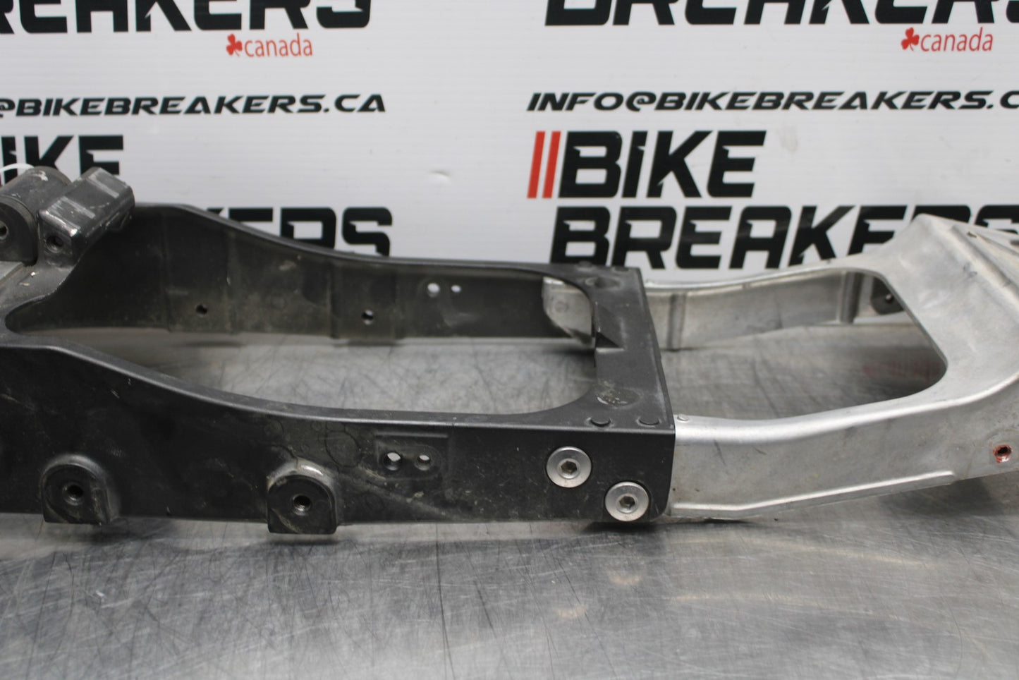 08 KAWASAKI NINJA ZX10R REAR SUBFRAME BACK SUB FRAME BB201