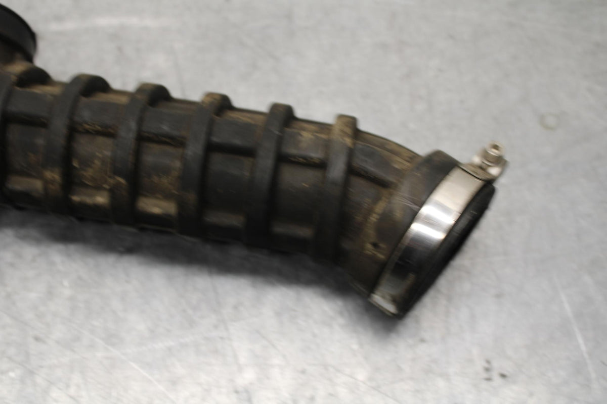 16-17 MOTO GUZZI V7 II AIRBOX INTAKE BOOT BB57