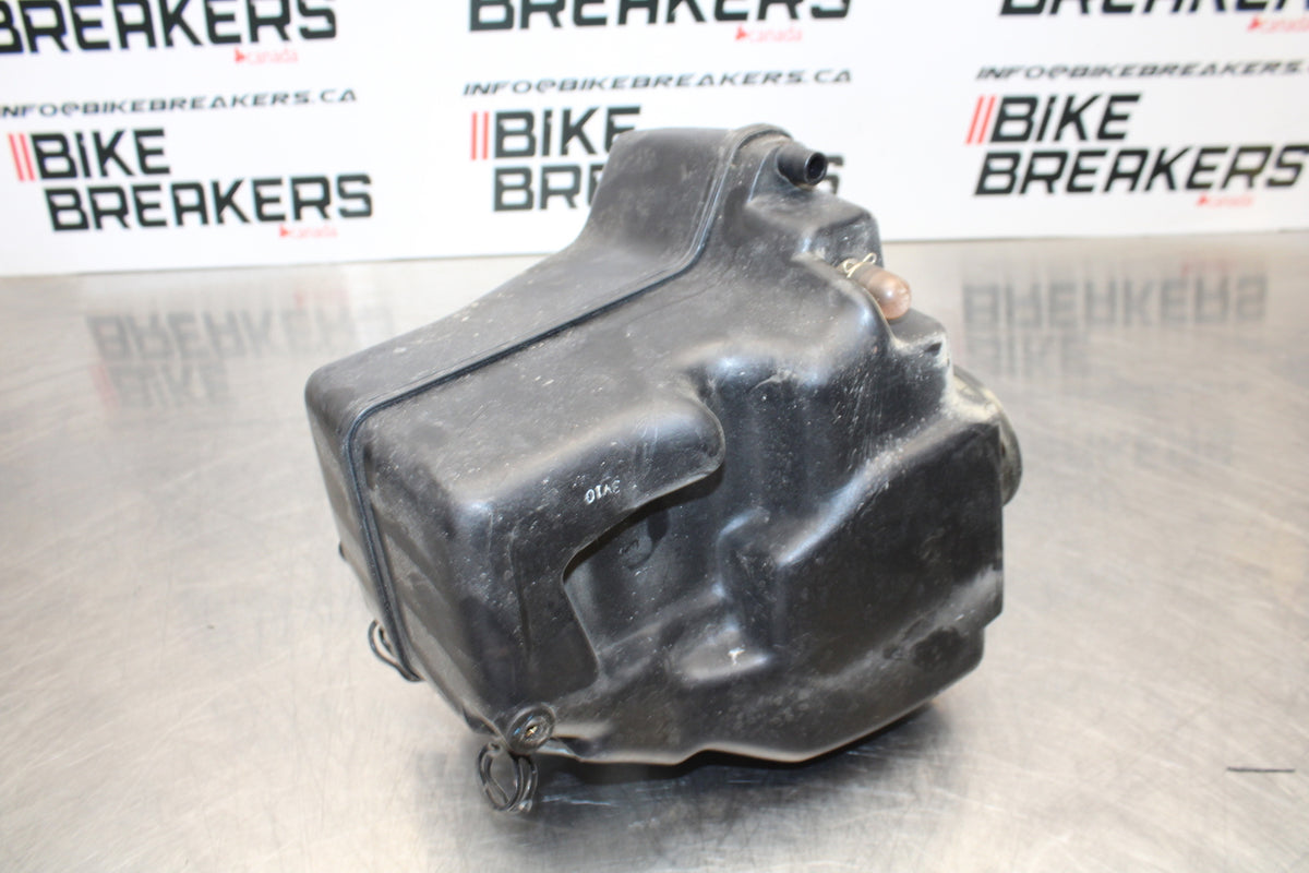 04-09 SUZUKI GS500F AIRBOX AIR INTAKE FILTER BOX BB165