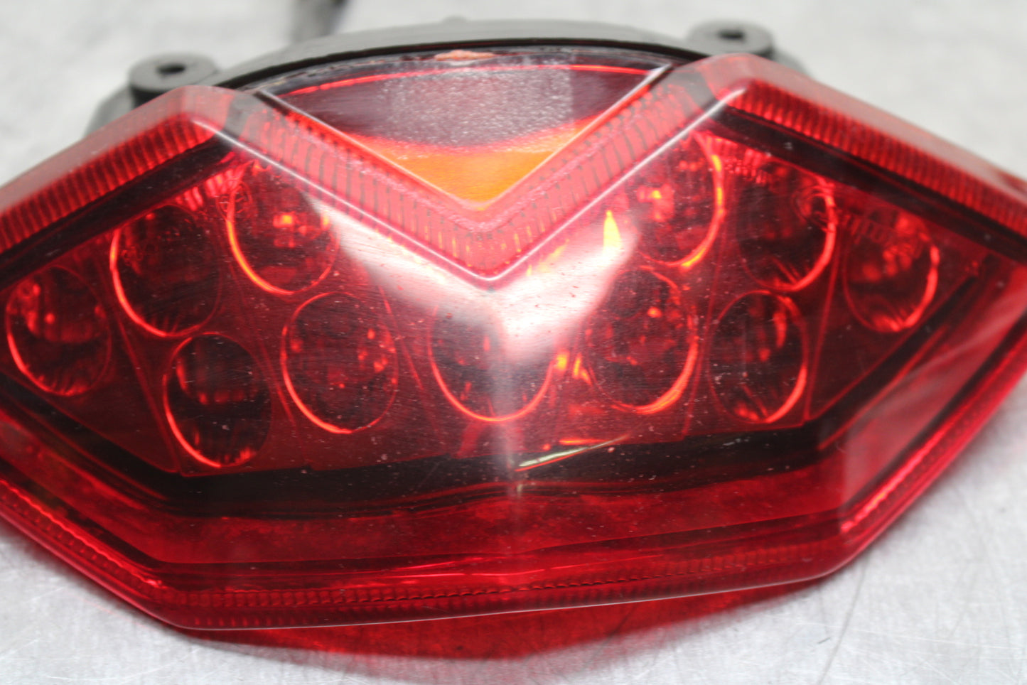 12-13 KAWASAKI Z1000 REAR TAIL TAILLIGHT BACK BRAKE LIGHT BB743