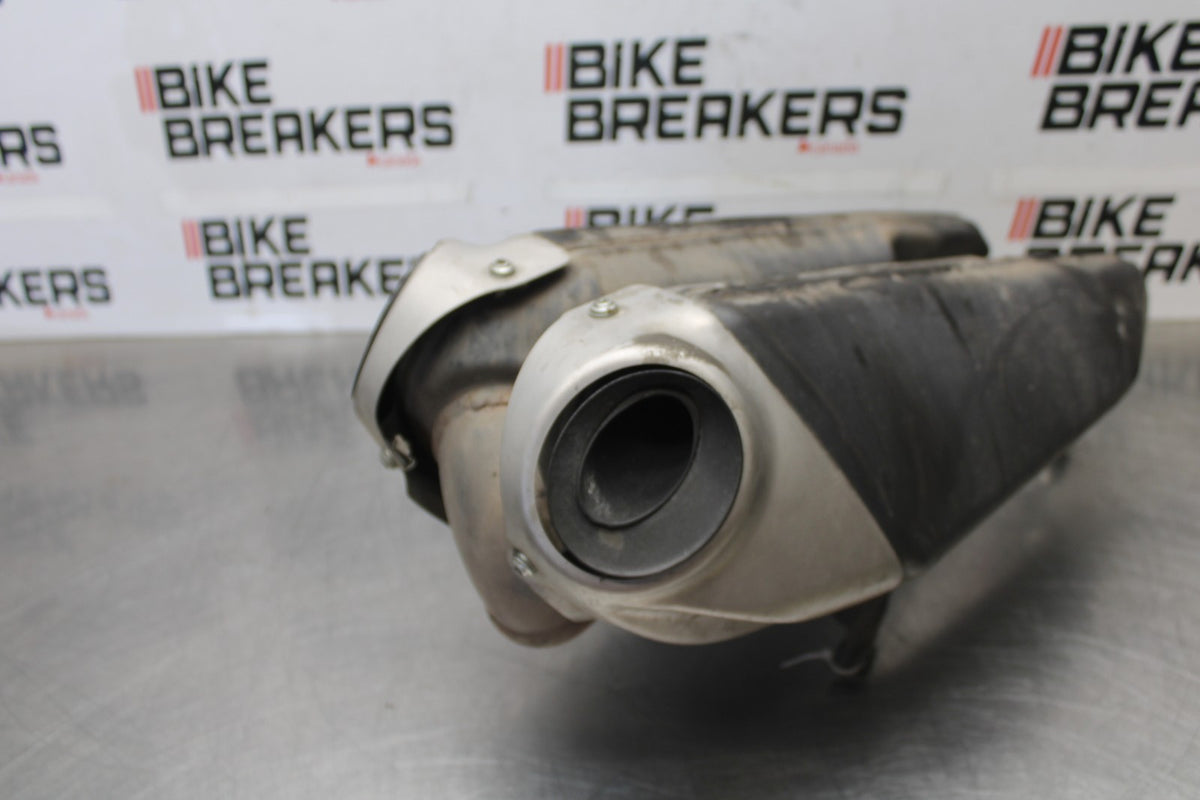 16 DUCATI 959 PANIGALE EXHAUST PIPE MUFFLER SLIP ON CAN SILENCER BB912