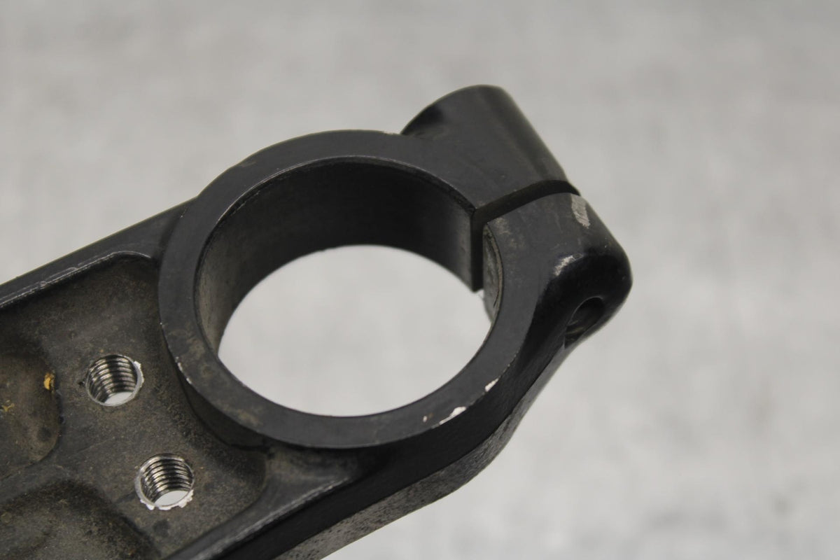 84-86 KAWASAKI GPZ900 FORKS UPPER TRIPLE TREE CLAMP BB84