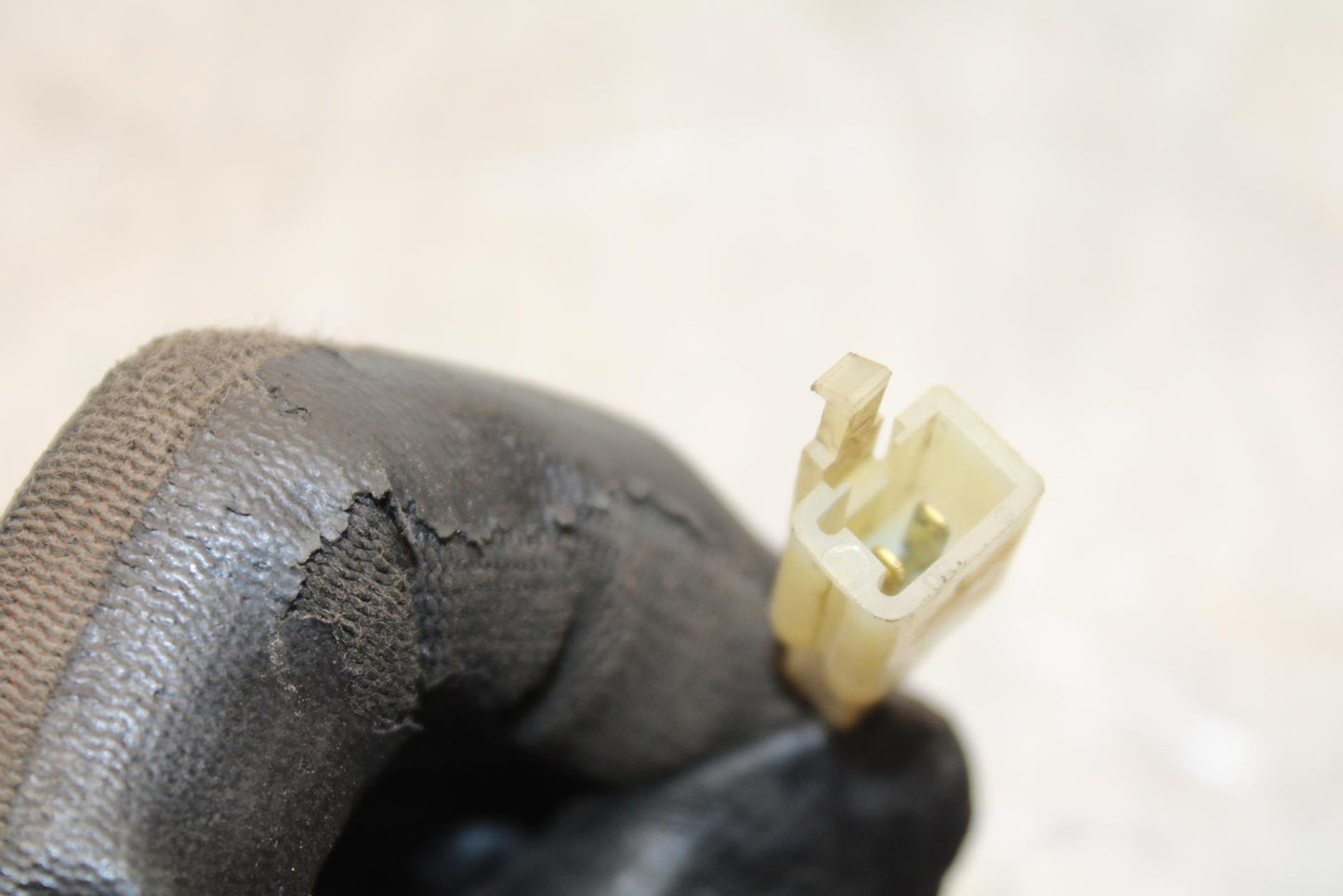 00-01 KAWASAKI ZZR600 REAR TAIL TAILLIGHT BACK BRAKE LIGHT BB568