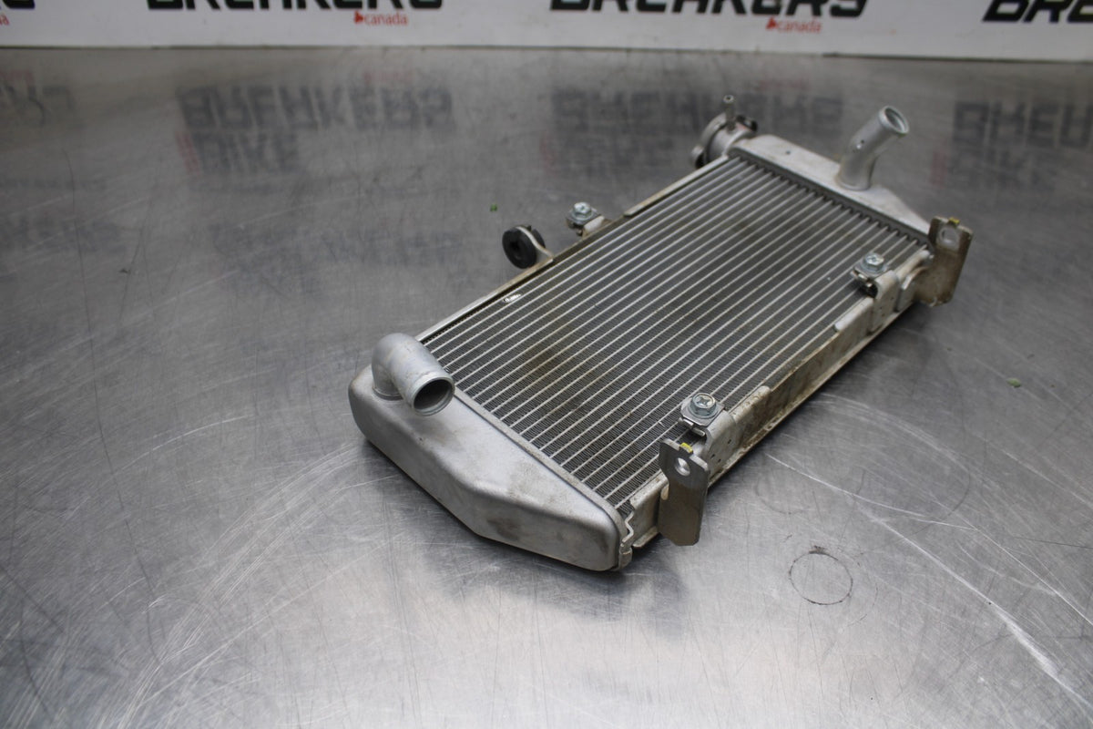17-18 YAMAHA YZF R3 ENGINE RADIATOR MOTOR COOLER COOLING RADIATER BB788