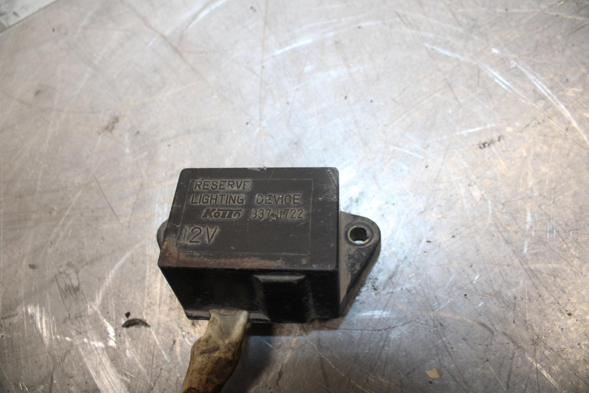 1979 Yamaha XS1100S RESERVE LIGHTING DEVICE SIGNAL BLINKER RELAY FLASHER  BB510