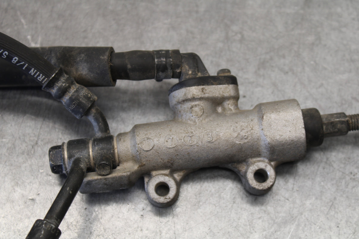 04-12 HONDA ST1300A REAR BACK BRAKE MASTER CYLINDER W RESERVOIR BB669