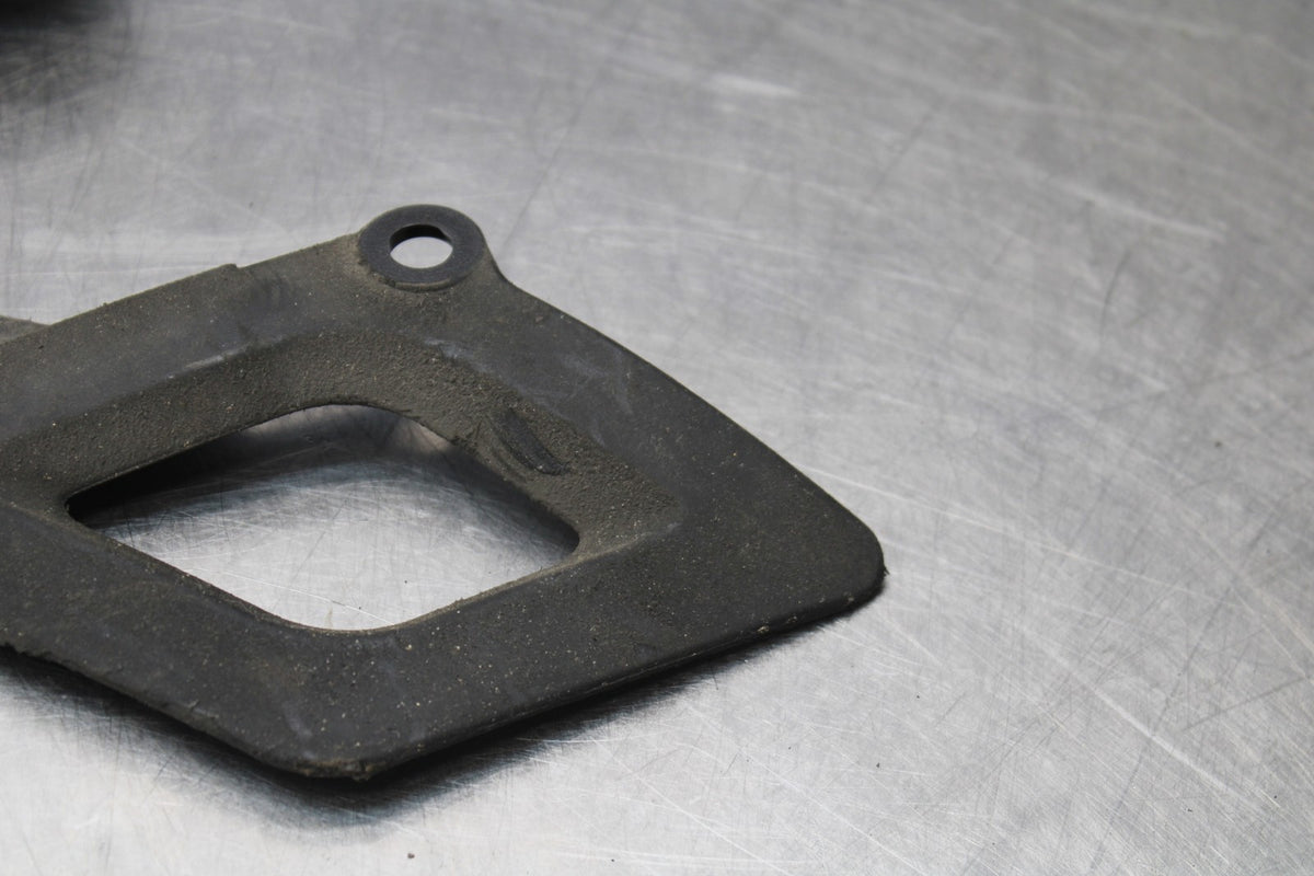 16 APRILIA TUONO V4 1100 REAR BACK DRIVE CHAIN GUARD COVER SHIELD BB905