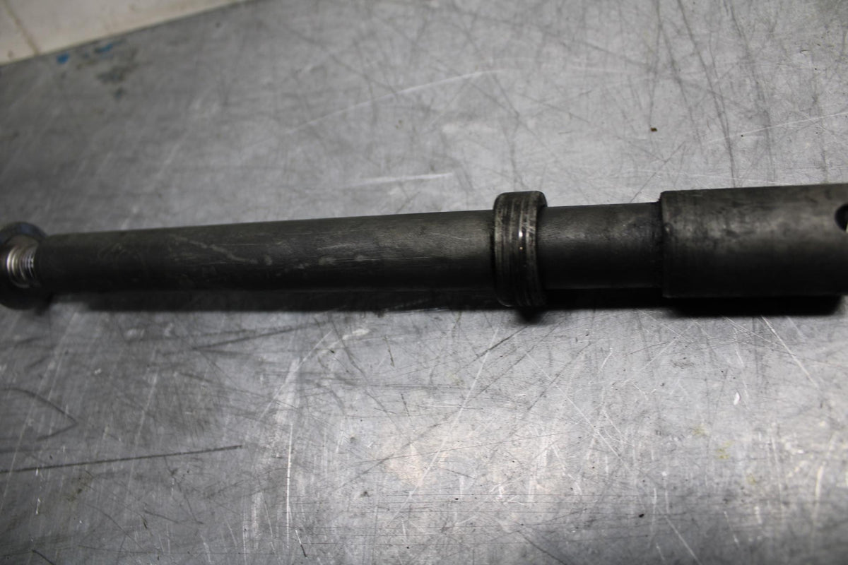 09-12 HONDA CBR600RR FRONT WHEEL RIM AXLE PIVOT BOLT 44301-MFJ-D00 BB450