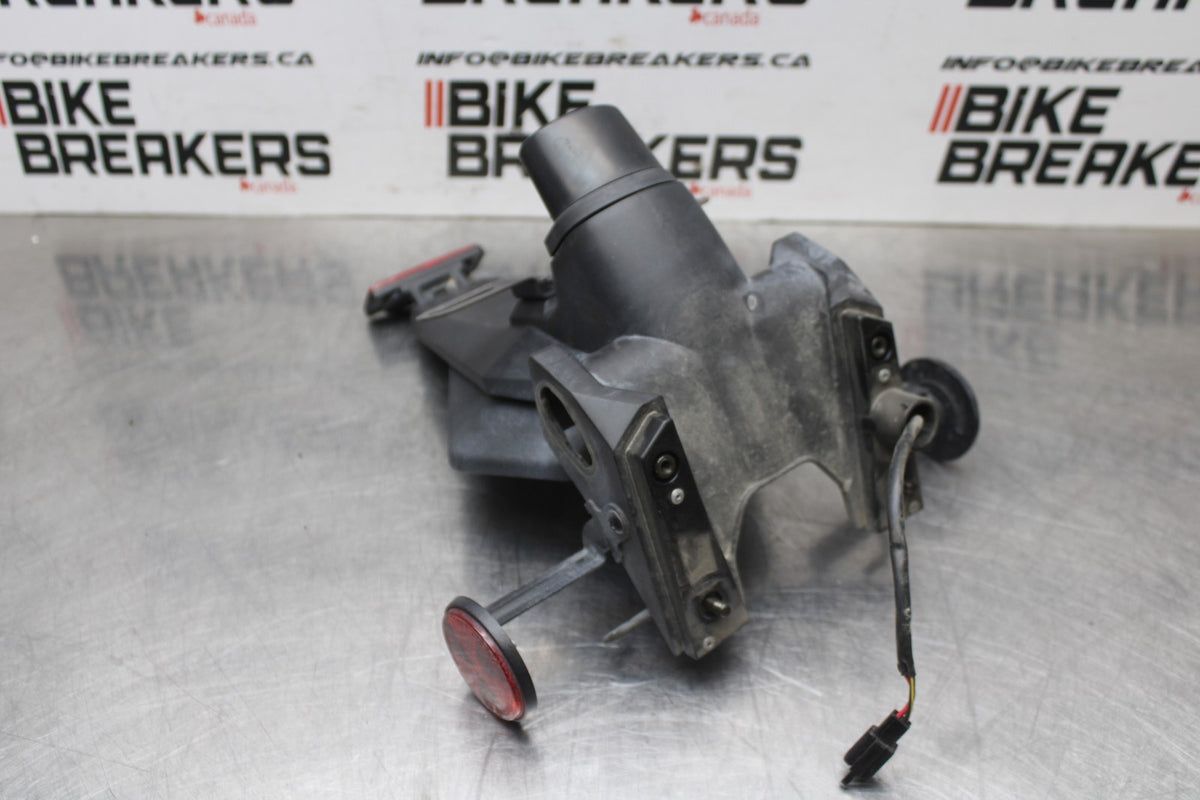 06 KAWASAKI NINJA 650 EX650 REAR BACK FENDER MUD GUARD BB823