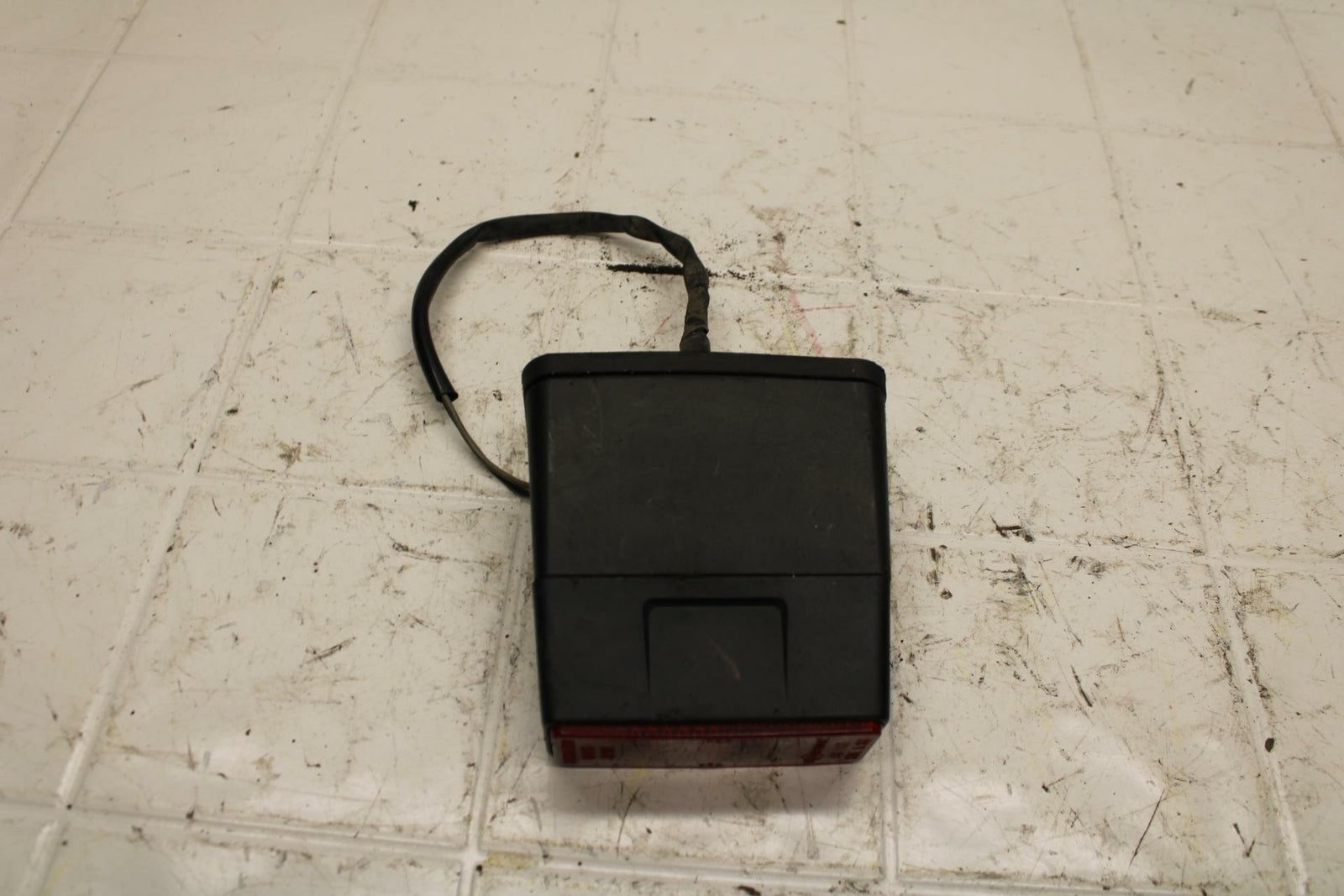 06-07 SUZUKI BANDIT 1200S ABS LICENSE PLATE LIGHT BB21