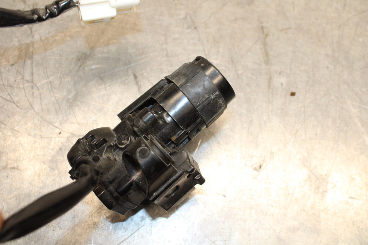 23 KAWASAKI NINJA ZX6R 636 IGNITION LOCK NO KEY BB609