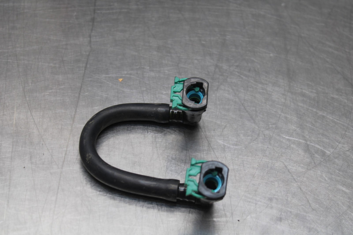 11-24 SUZUKI GSXR750 FUEL HOSE GAS LINE TUBE PIPE BB810
