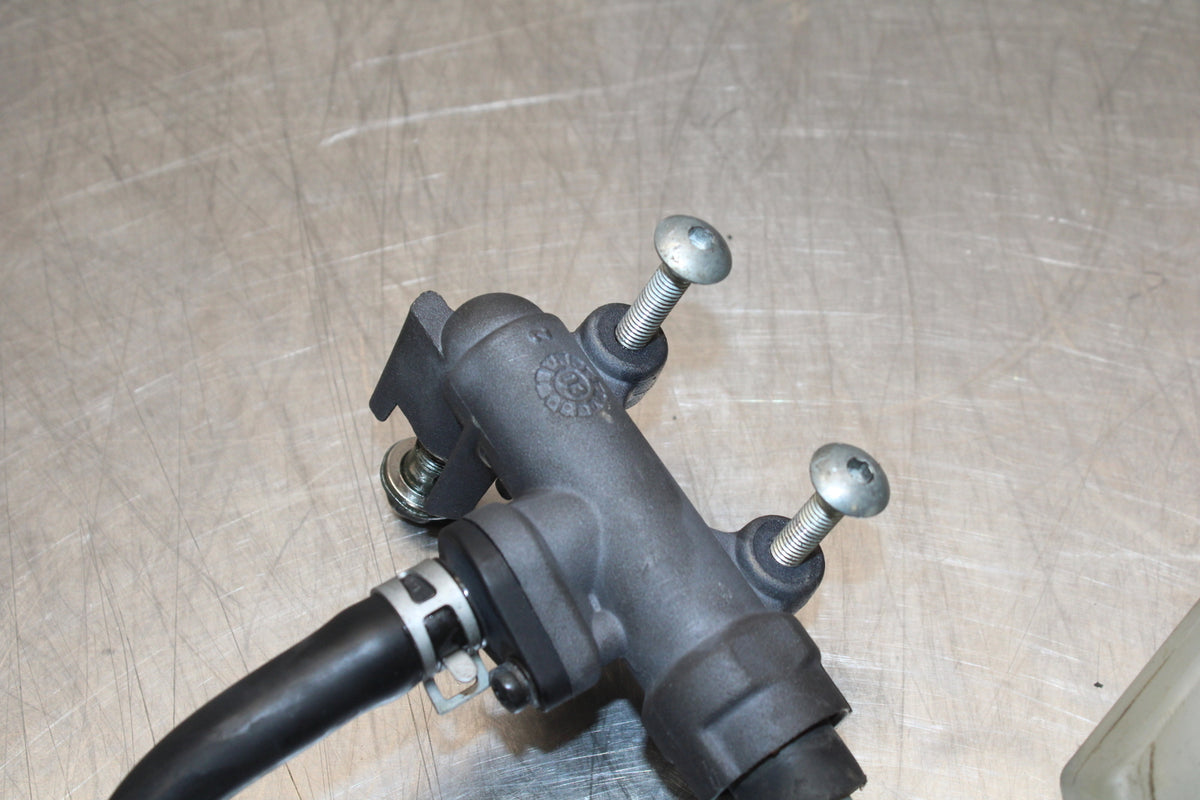 04-09 SUZUKI GS500F REAR BACK BRAKE MASTER CYLINDER W RESERVOIR BB165
