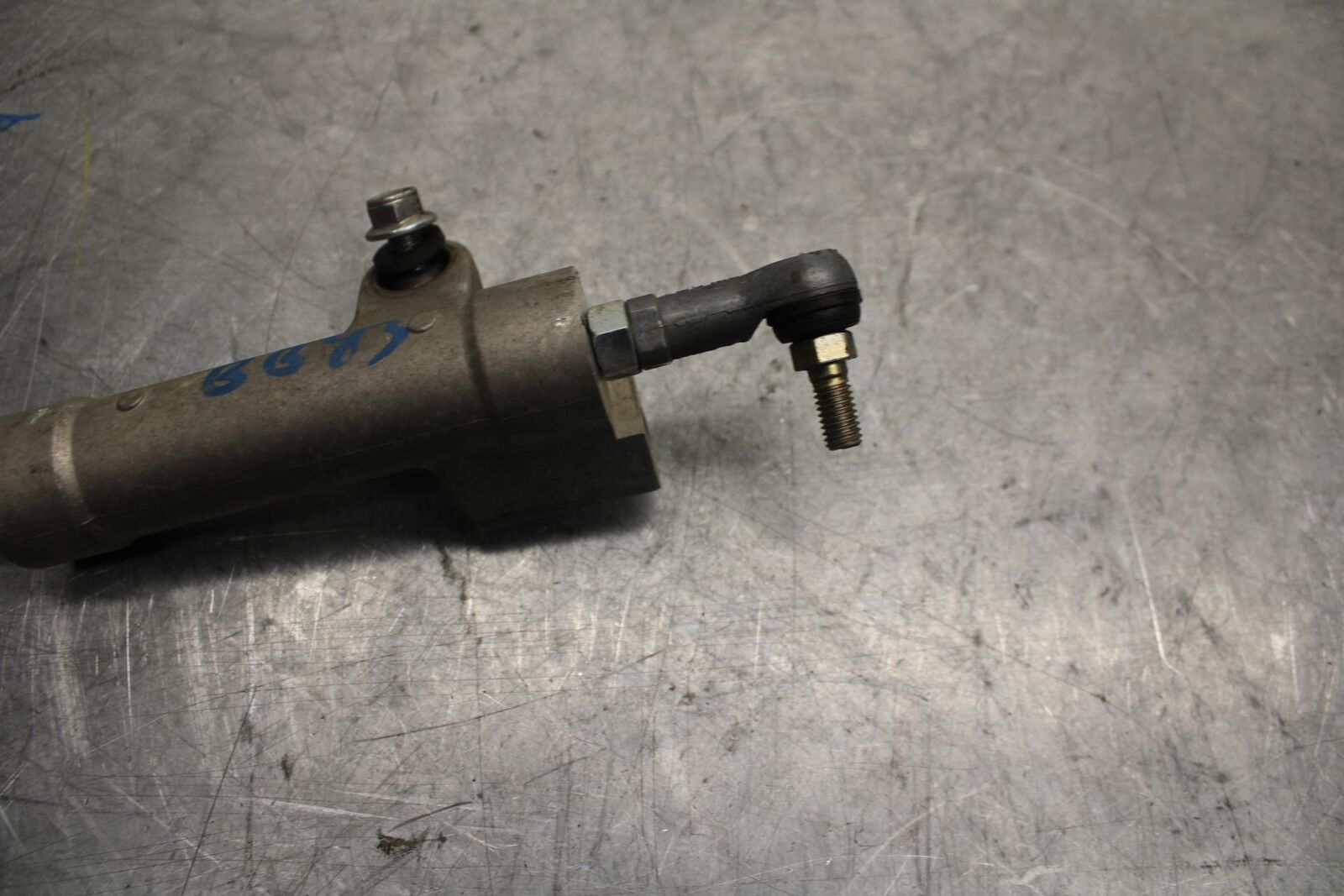 2006 Suzuki GSXR750 STEERING DAMPER STABILIZER 51410-01H10 BB40