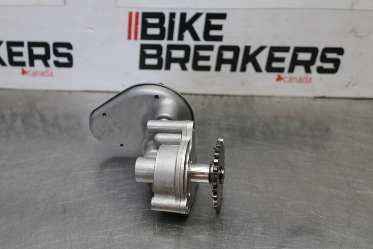 05-09 SUZUKI BOULEVARD C90 ENGINE MOTOR OIL PUMP BB918