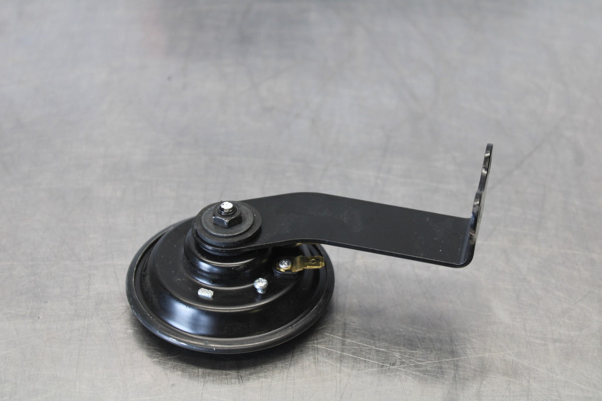 11-26 SUZUKI GSXR750 HORN SIGNAL BB882