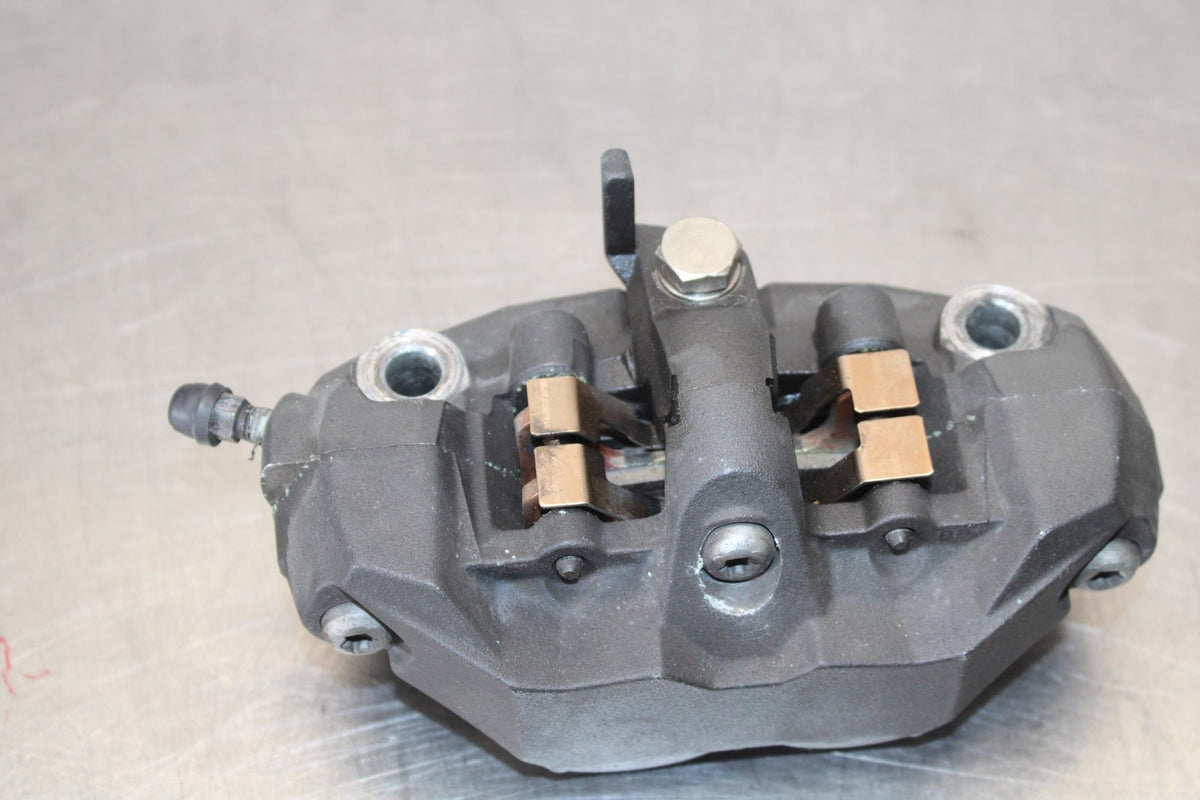 06-07 SUZUKI GSXR 600 RIGHT LEFT FRONT BRAKE CALIPER SET PAIR CALIPERS BB170