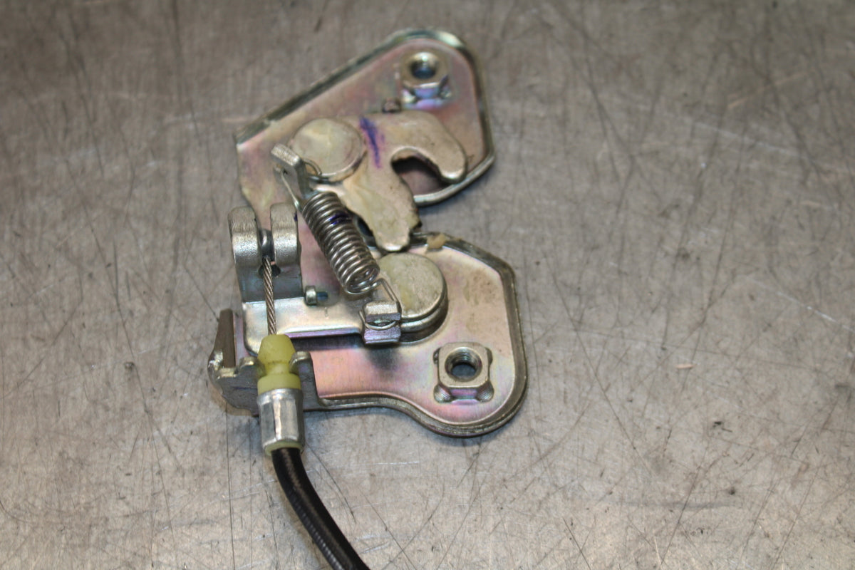13-15 HONDA CBR500R REAR PASSENGER SEAT LATCH LOCK ASSEMBLY BB704