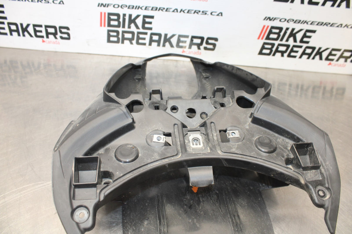 20 TRIUMPH STREET TRIPLE 765 REAR BACK TAIL FAIRING COWL SHROUD BB864