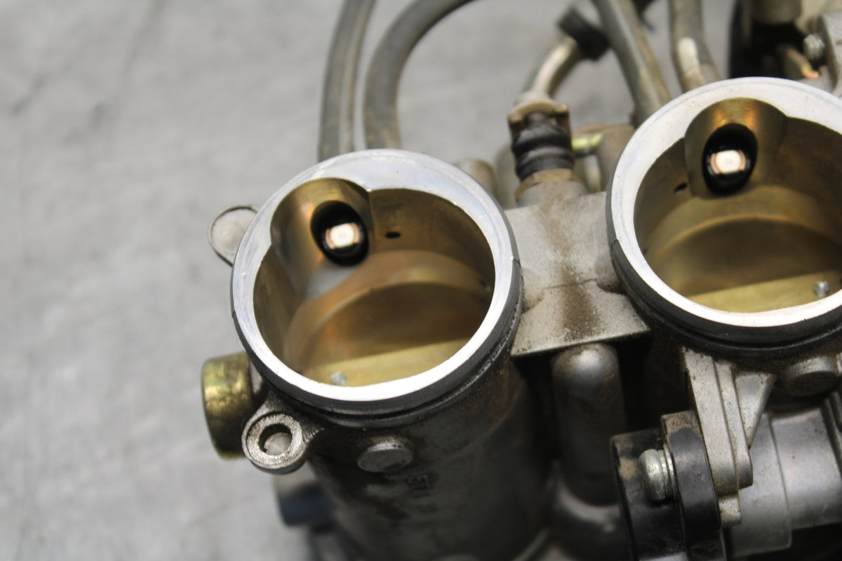 04-06 YAMAHA YZF R1 MAIN FUEL INJECTORS / THROTTLE BODIES 5VY-13750-30-00 BB659