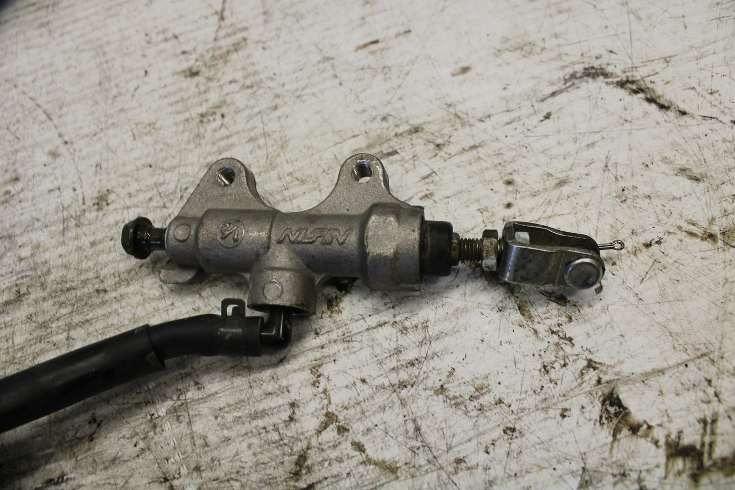 07-09 KAWASAKI VERSYS 650 REAR BACK BRAKE MASTER CYLINDER W RESERVOIR BB302