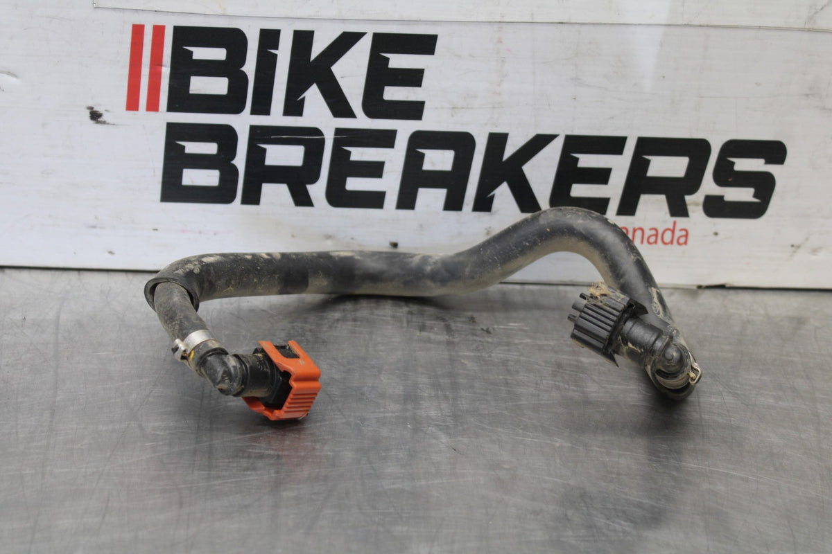22-25 YAMAHA YZF R7 FUEL HOSE GAS LINE TUBE PIPE BB940