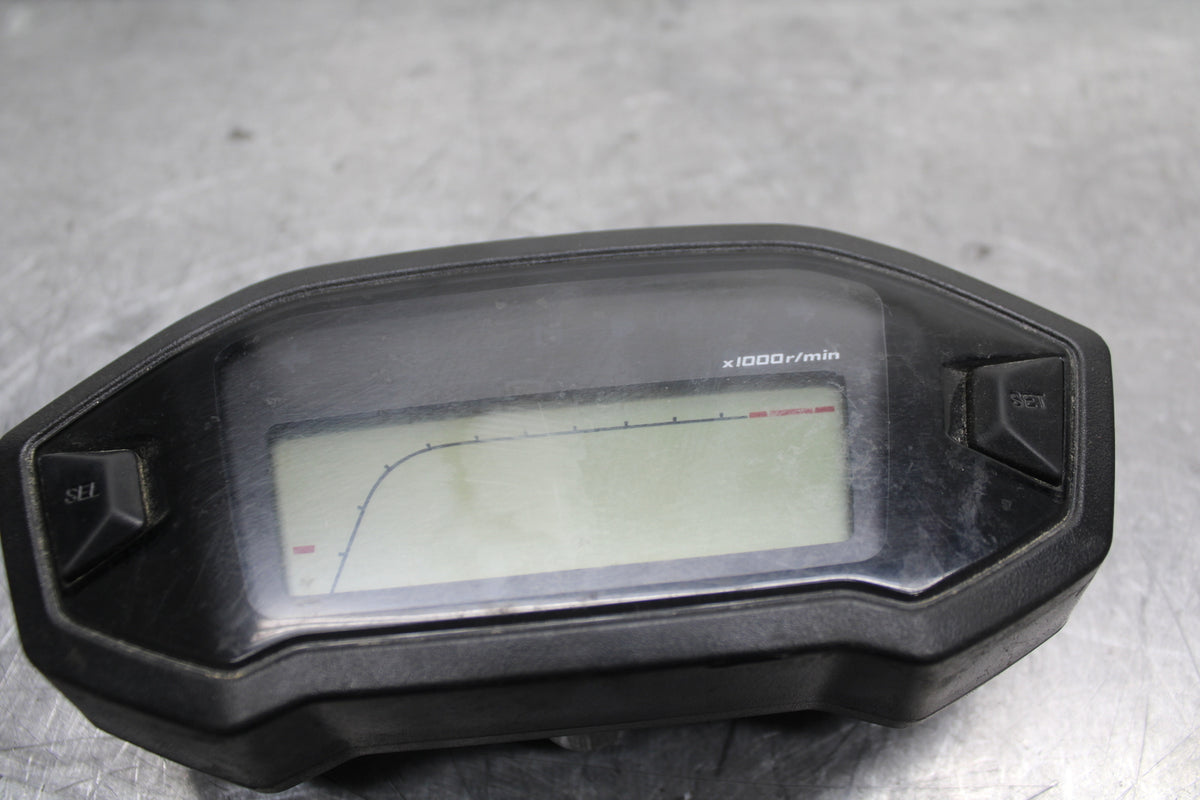 15-16 HONDA CB300F SPEEDO TACH GAUGES DISPLAY CLUSTER SPEEDOMETER BB740