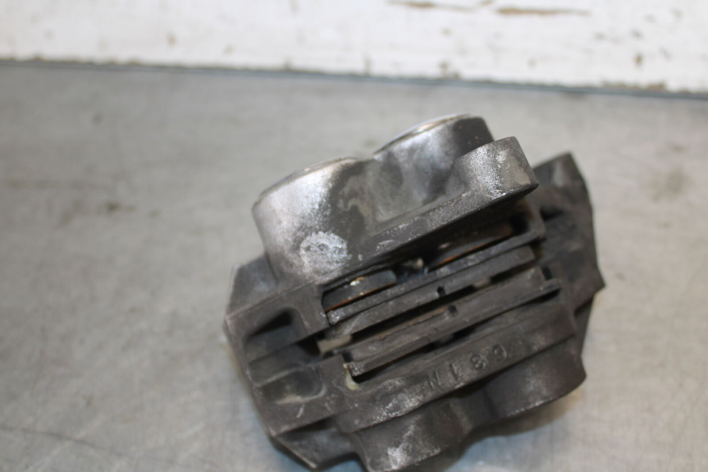 05-06 YAMAHA ROAD STAR XV1700A RIGHT LEFT FRONT BRAKE CALIPER SET PAIR  BB703