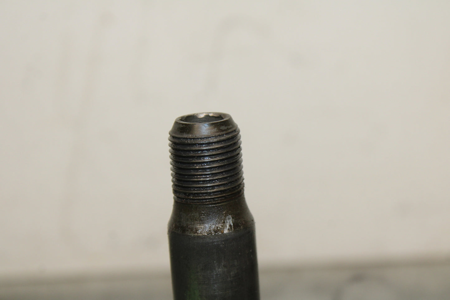 00-01 YAMAHA YZF R1 FRONT WHEEL RIM AXLE PIVOT BOLT BB755