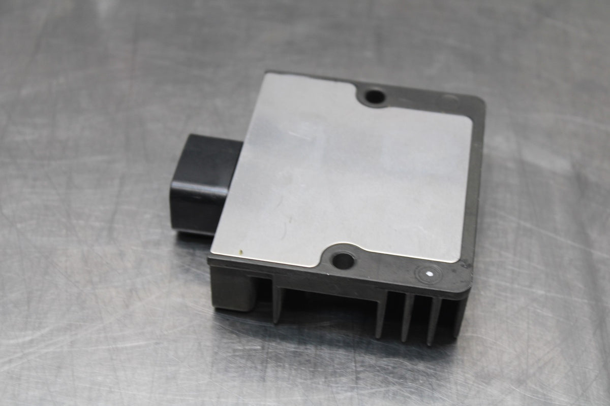 24-25 KAWASAKI NINJA ZX6R RECTIFIER VOLTAGE REGULATOR BB785-CH