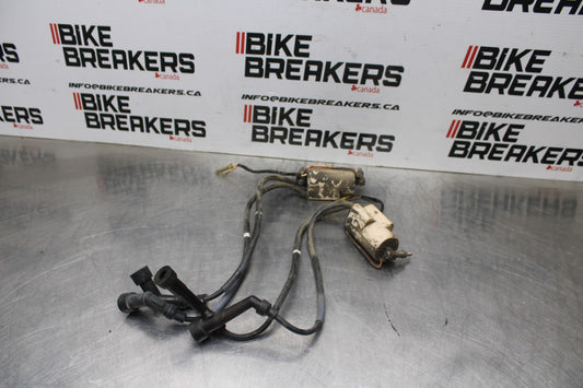 78-79 SUZUKI GS1000 IGNITION COILS COIL SPARK PLUG CAPS BB787