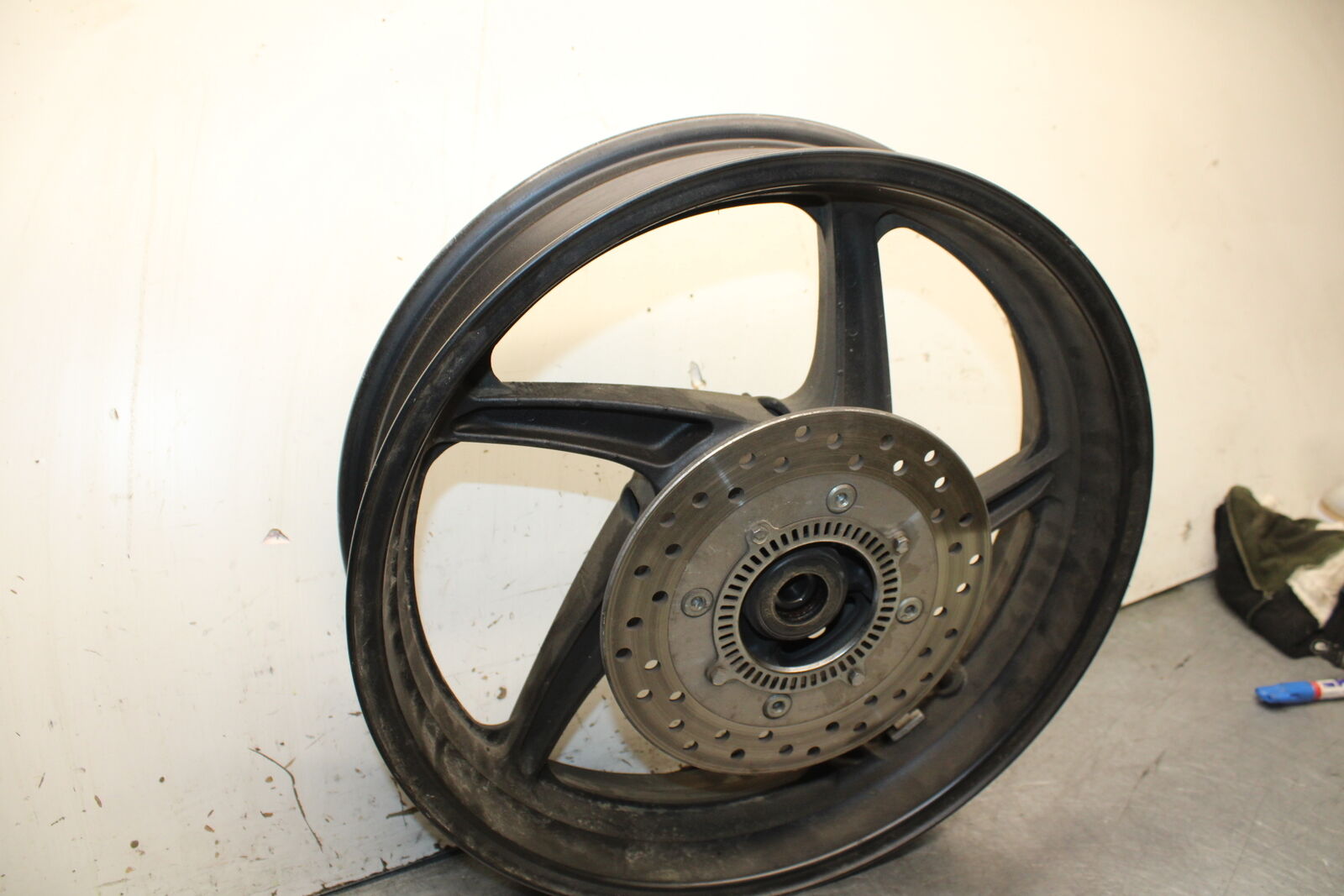 15-16 HONDA CB300F REAR WHEEL BACK RIM BB740