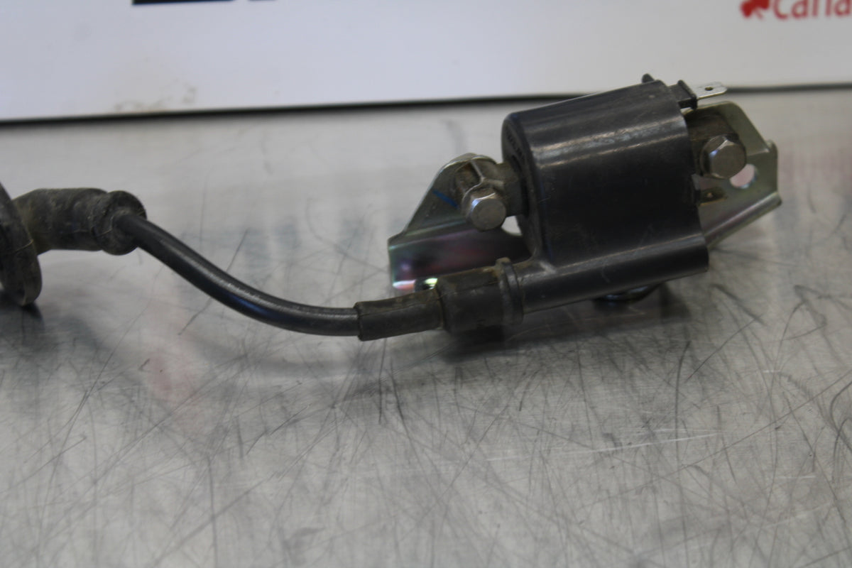 15-16 HONDA CB300F IGNITION COIL SPARK PLUG CAP BB150