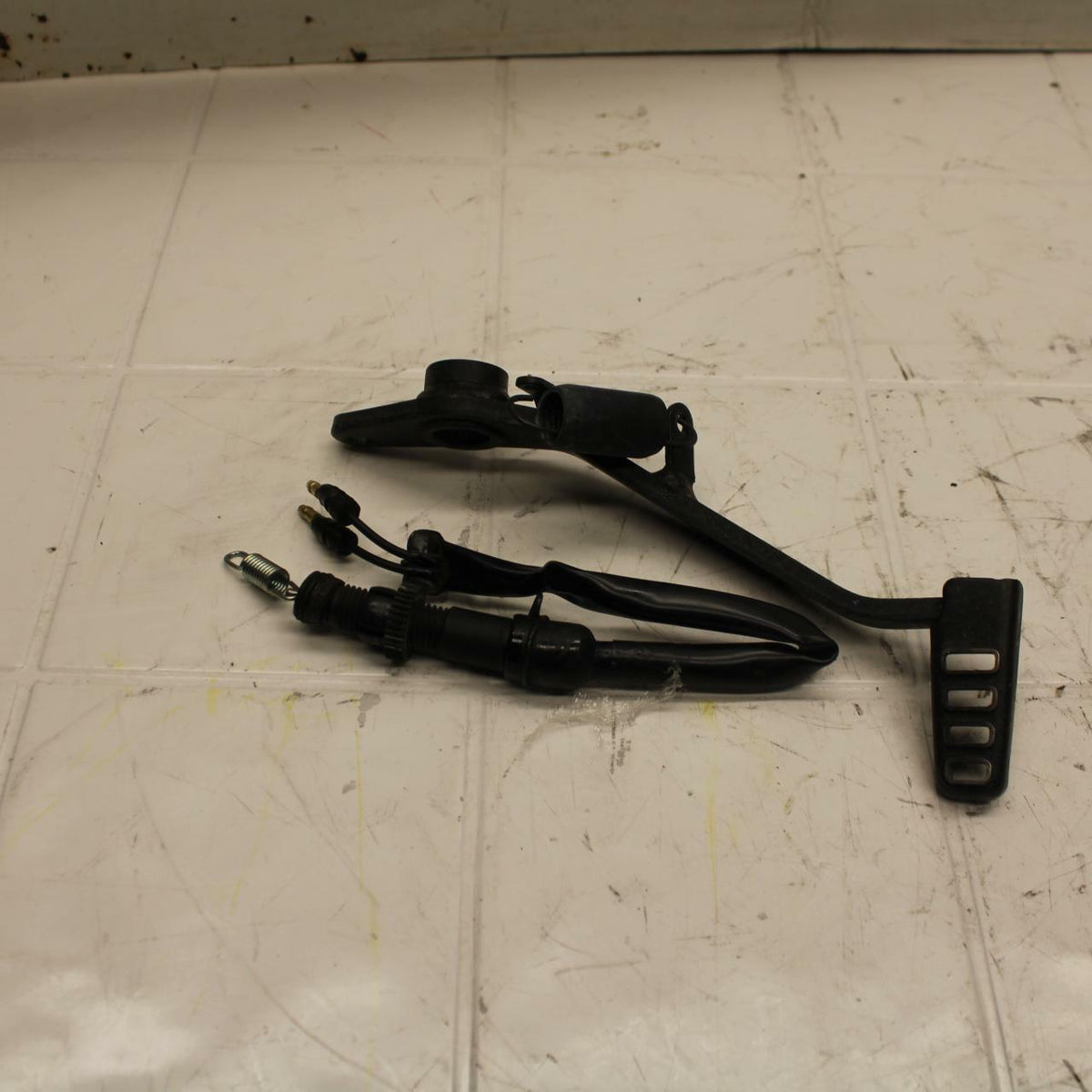 15-16 HONDA CB300F RIGHT REARSET BRAKE FOOT PEDAL BB05