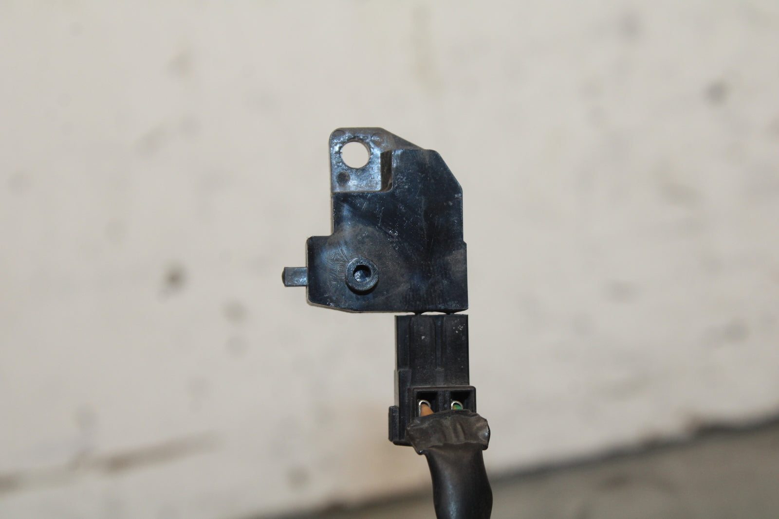 13-18 KAWASAKI NINJA ZX6R RIGHT CLIP ON HANDLE KILL OFF START SWITCHES  BB682