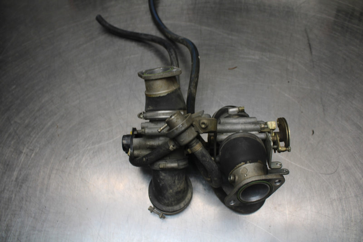 02 DUCATI MONSTER 620 MAIN FUEL INJECTORS / THROTTLE BODIES