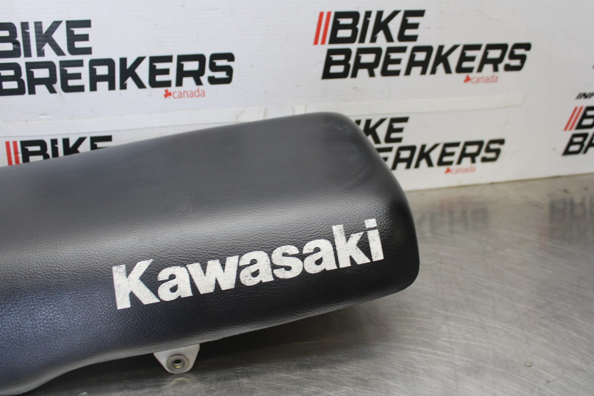 06 KAWASAKI KLR650 FRONT REAR SEAT SADDLE BB919
