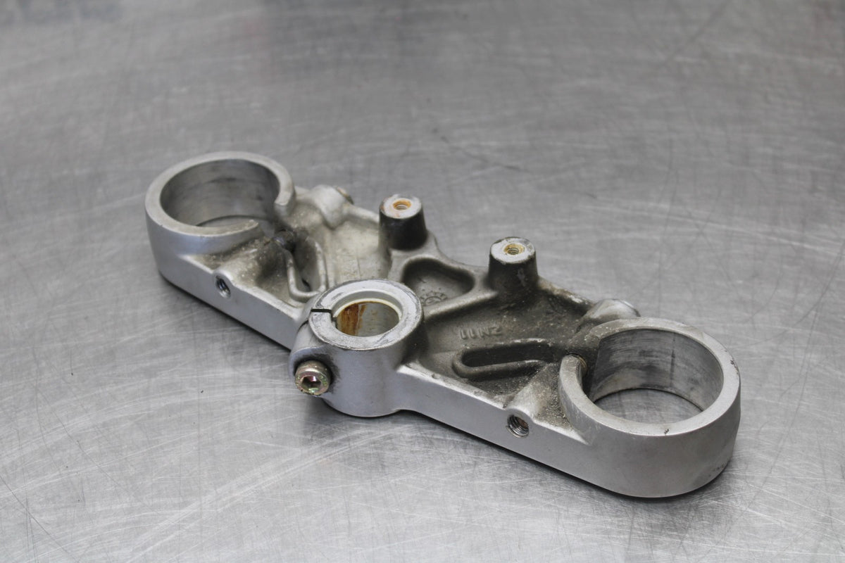 05 DUCATI SUPERSPORT 800 FORKS UPPER TRIPLE TREE CLAMP BB913