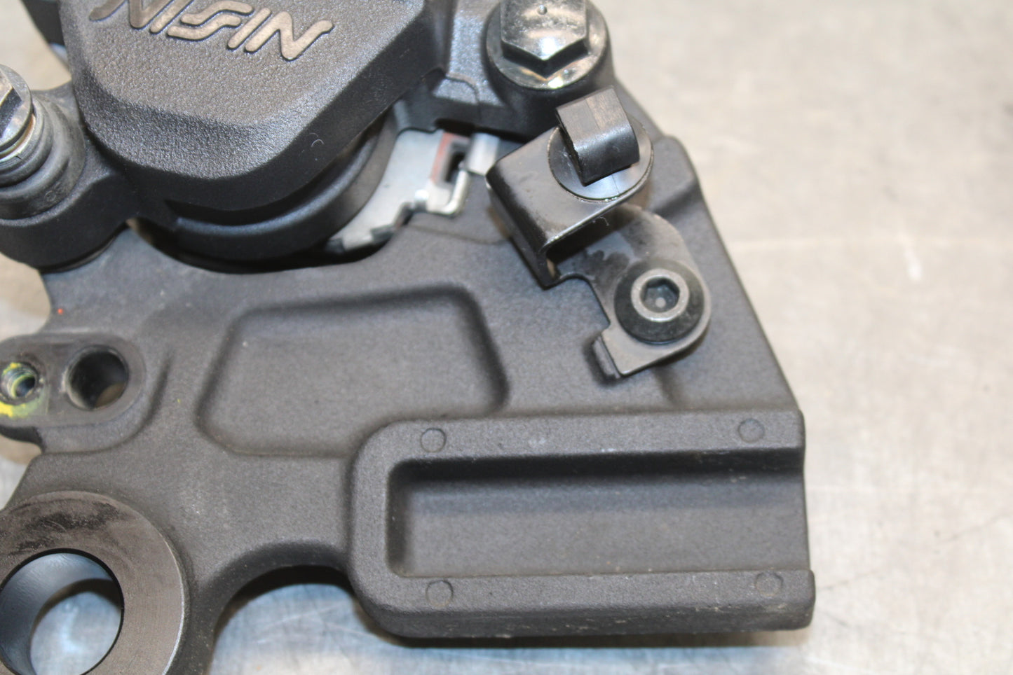 18-24 KAWASAKI NINJA 650 REAR BACK BRAKE CALIPER W MOUNT BRACKET BB725