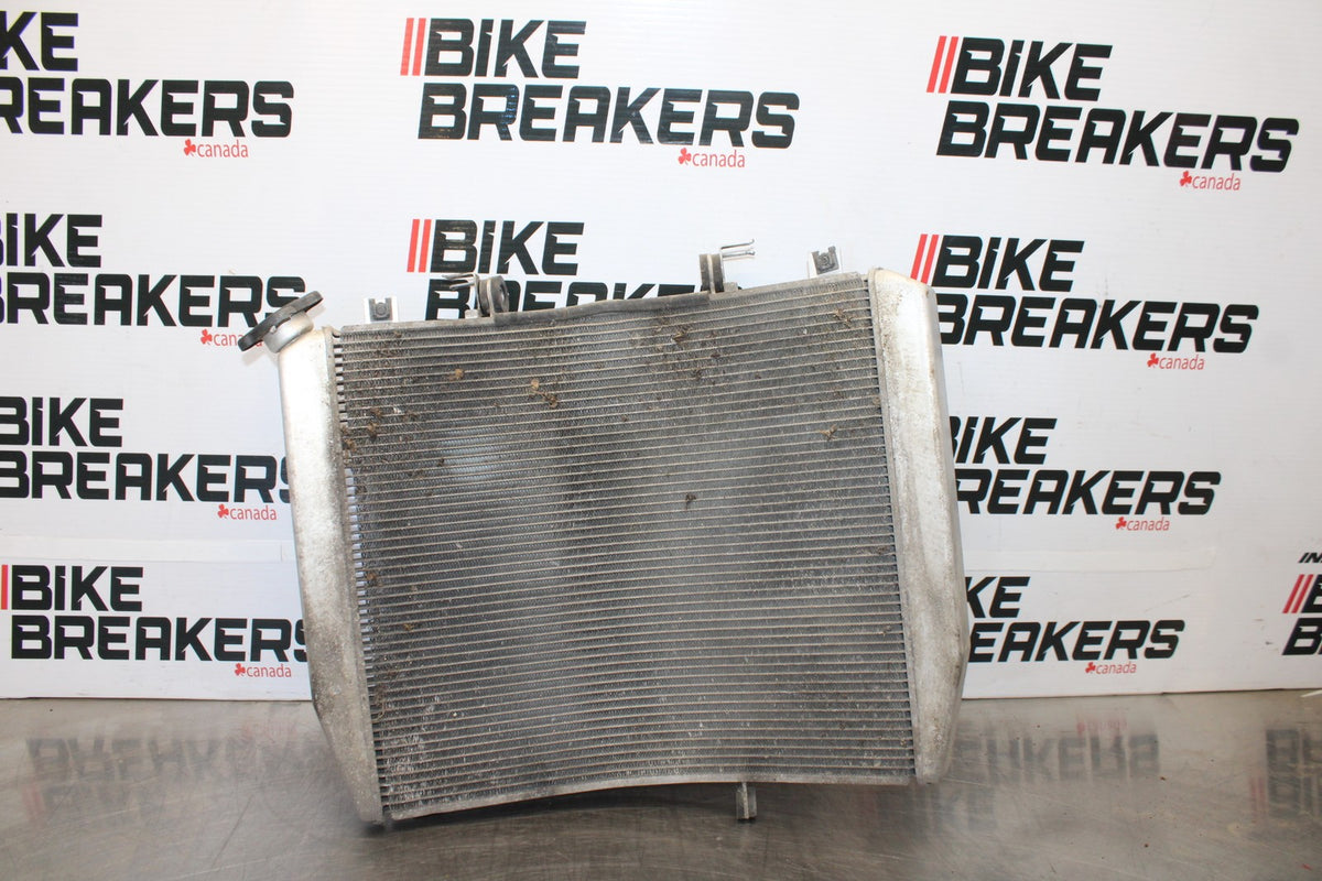 09 KAWASAKI CONCOURS 14 ZG1400B ENGINE RADIATOR MOTOR COOLING RADIATER BB875