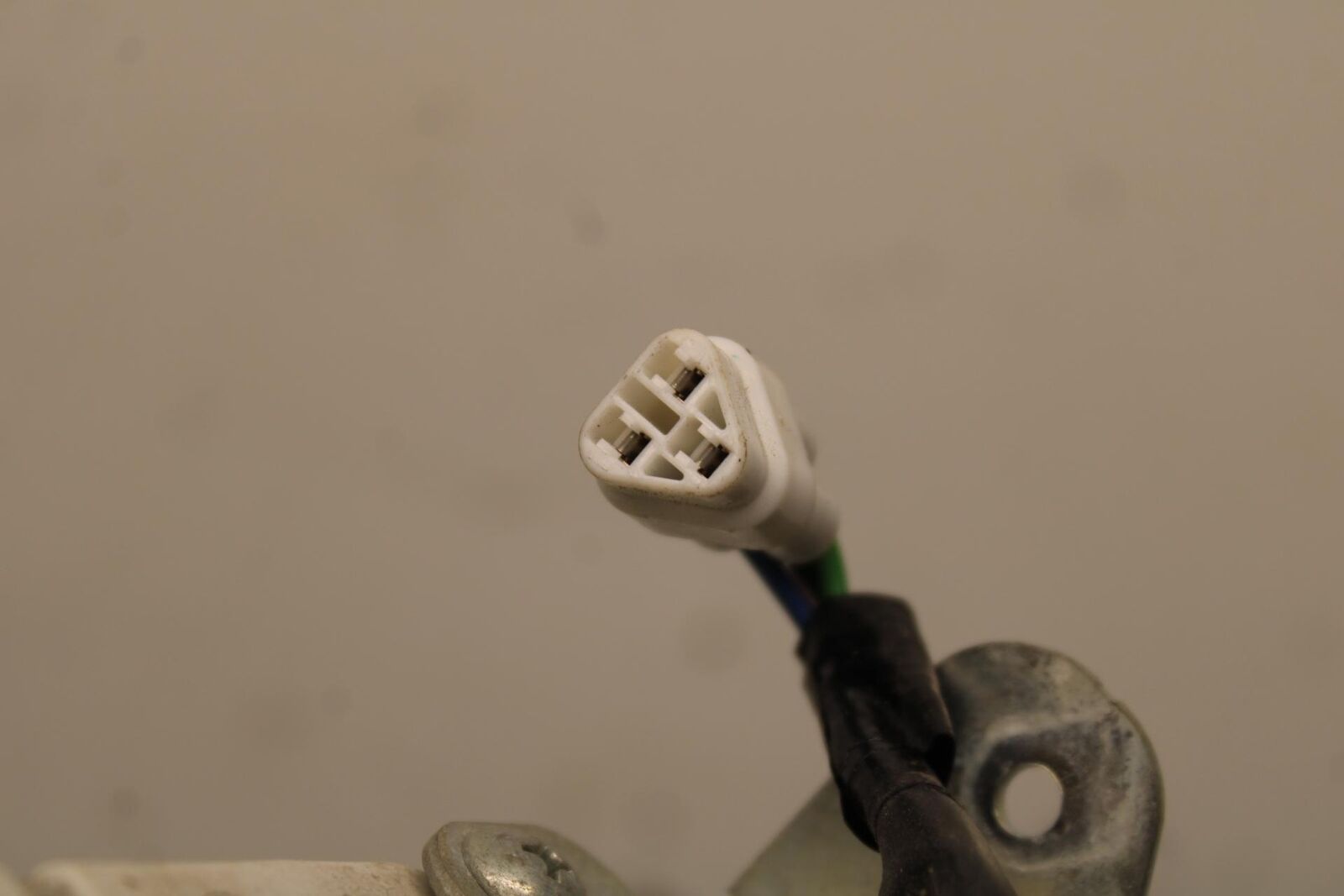 06-07 SUZUKI GSXR 600 REAR TAIL TAILLIGHT BACK BRAKE LIGHT BB104