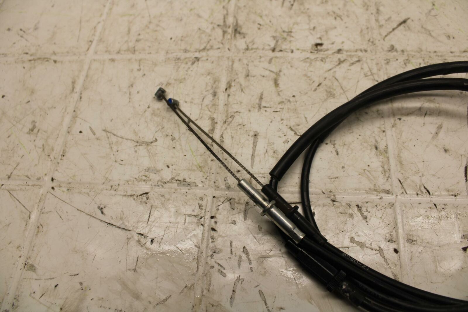 13-17 KAWASAKI NINJA ZX6R ZX636E THROTTLE CABLES LINES BB409