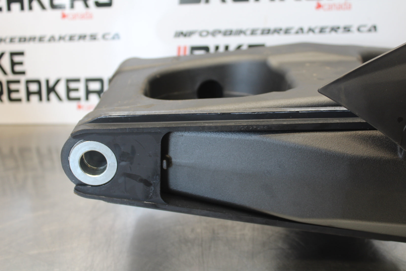 23-24 KAWASAKI NINJA ZX14R NEW!! REAR SWINGARM BACK SUSPENSION SWING ARM BB169