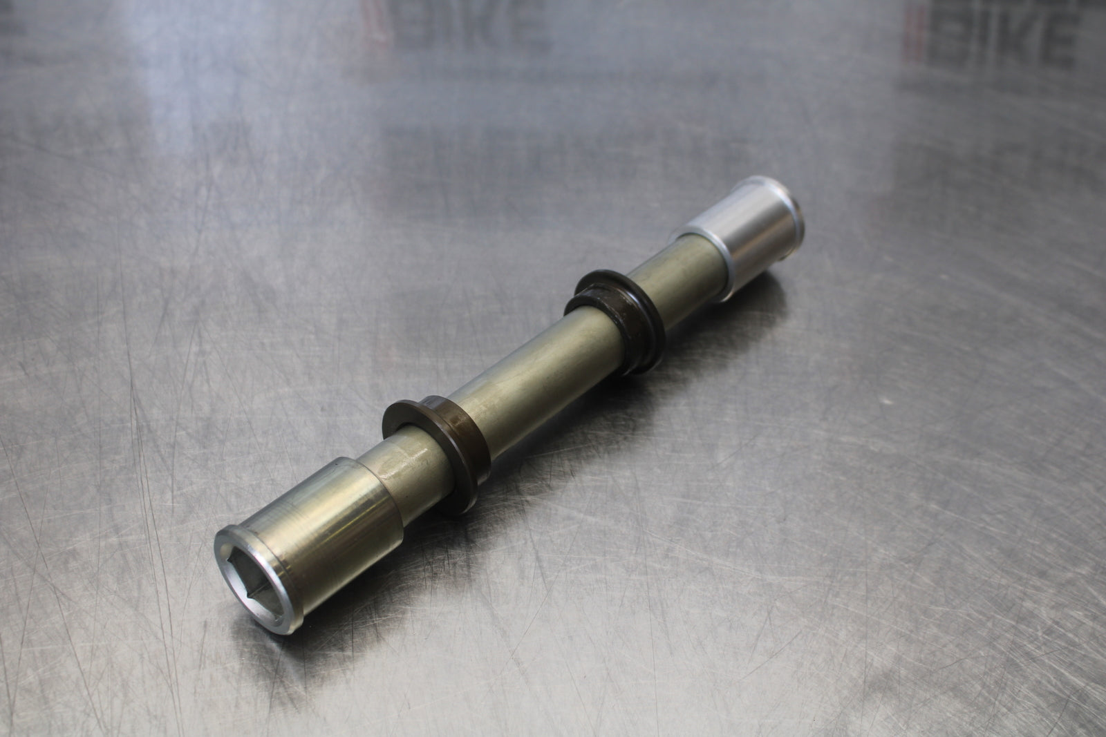 23-24 KAWASAKI NINJA ZX14R NEW!! FRONT WHEEL RIM AXLE PIVOT BOLT BB169