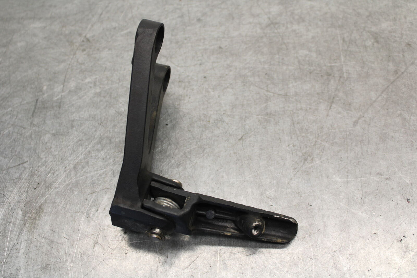 05-06 HONDA CBR600RR LEFT REARSET REAR SET DRIVER FOOT PEG REST STOP BB399