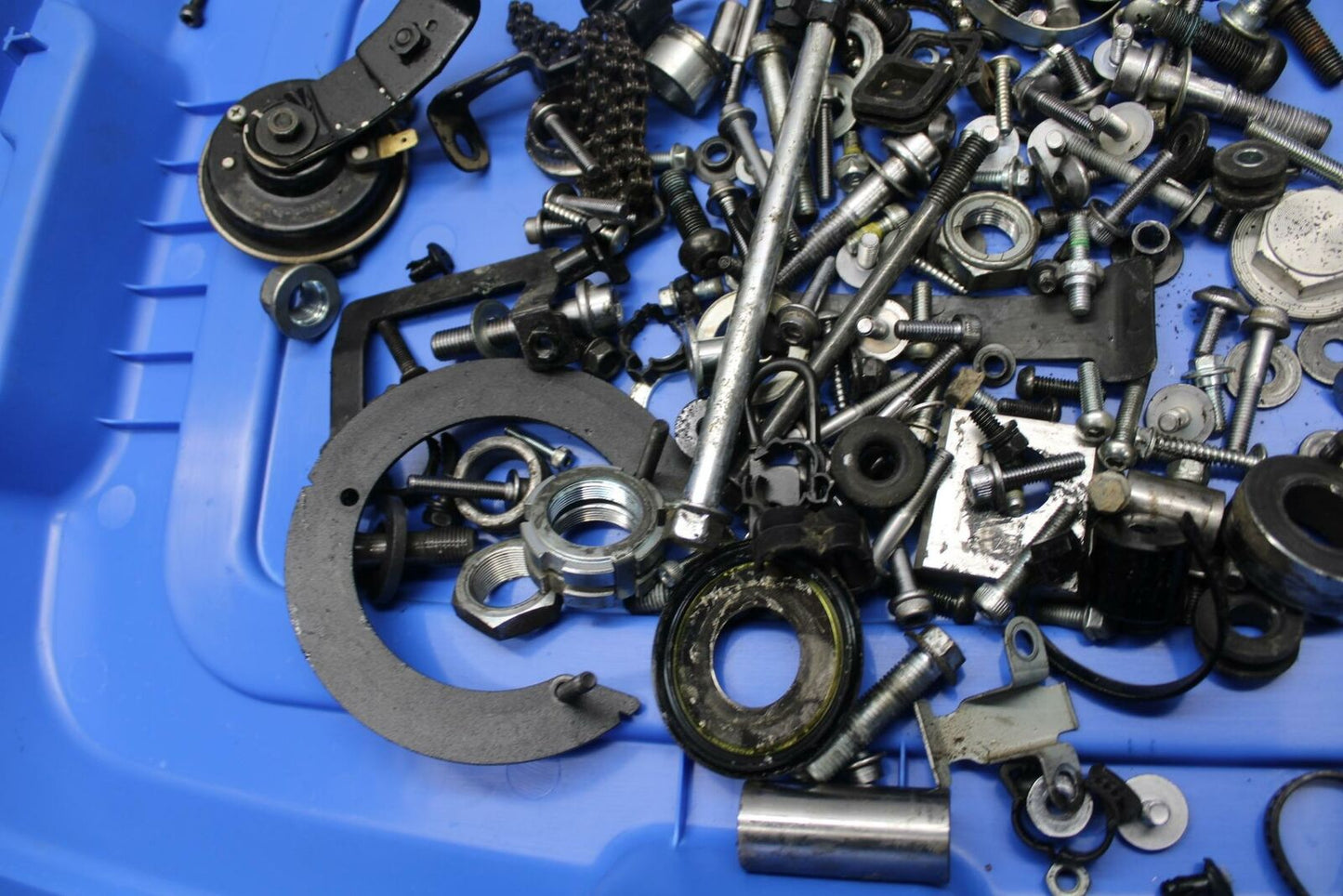 16-21 YAMAHA XSR900 ENGINE MOUNTING BOLTS HARDWARE MOTOR SCREWS BB370