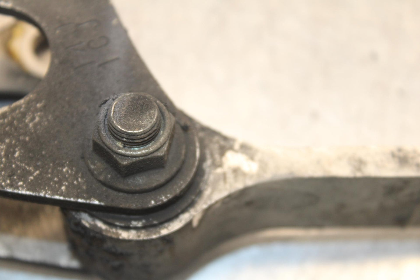 2011 Suzuki GSXR600 REAR DOGBONE SHOCK LINKAGE LINK BB602