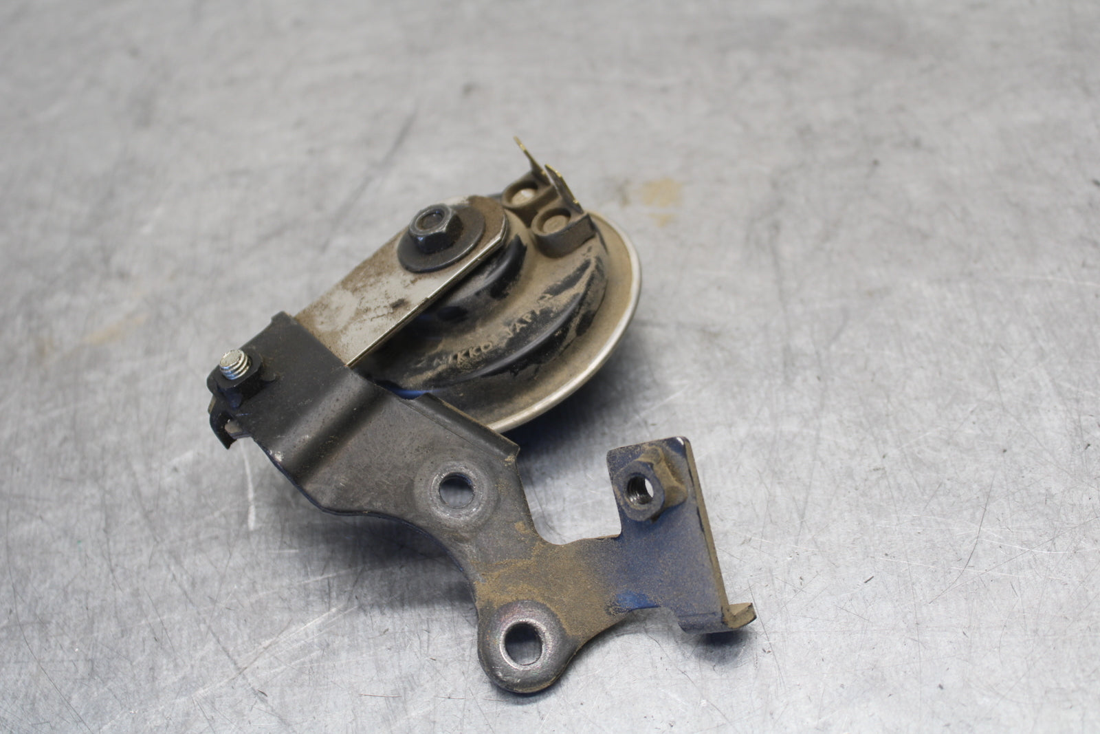 09-14 YAMAHA YZF R1 HORN SIGNAL 14B-83371-00-00 BB696