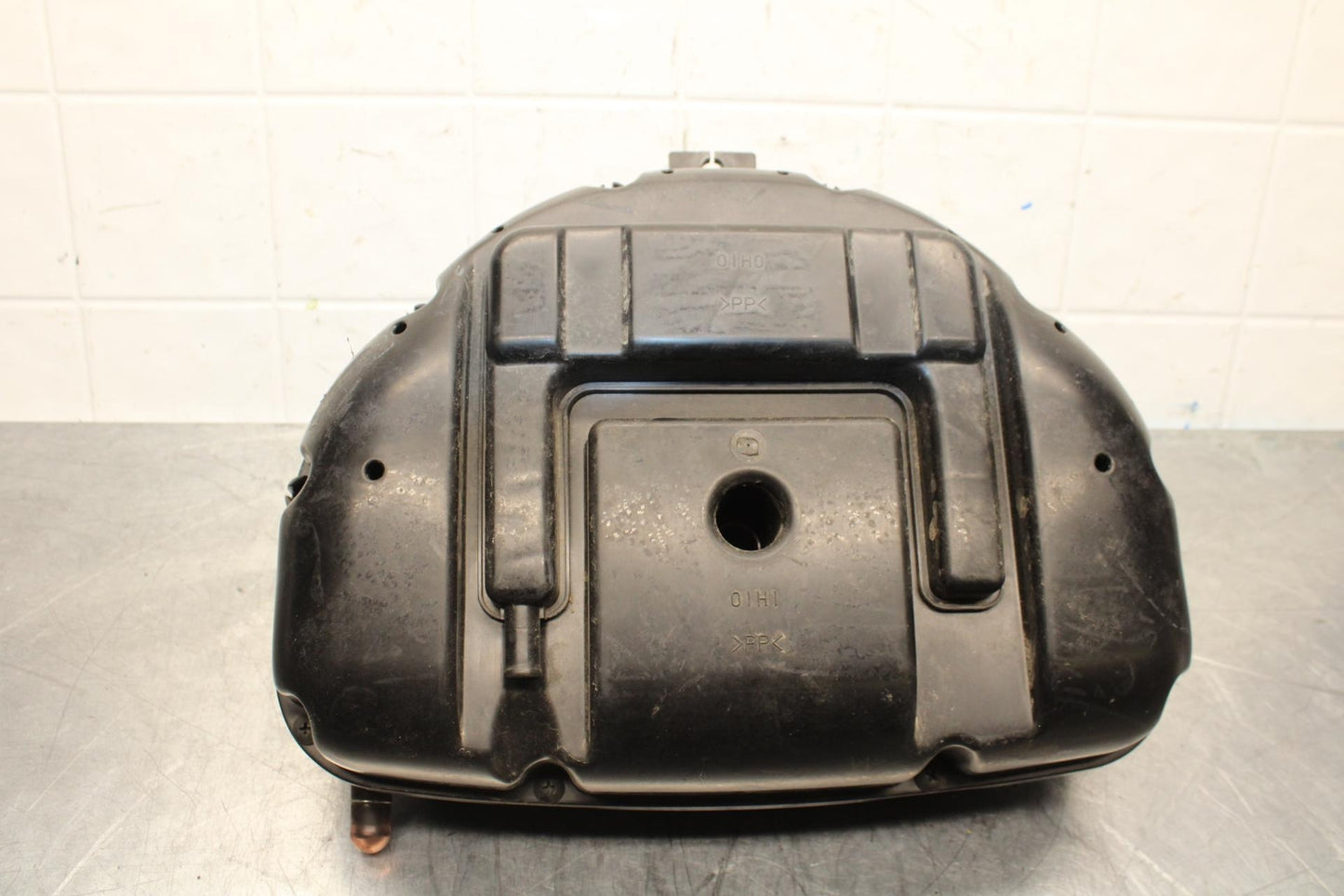 2008 Suzuki GSXR600 AIRBOX AIR INTAKE FILTER BOX 13700-01H10 BB593